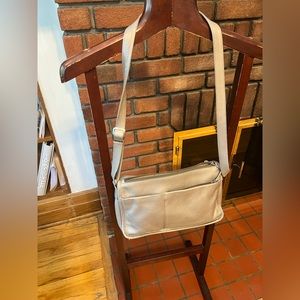 Eric Alexandr leather everyday purse with many compartments